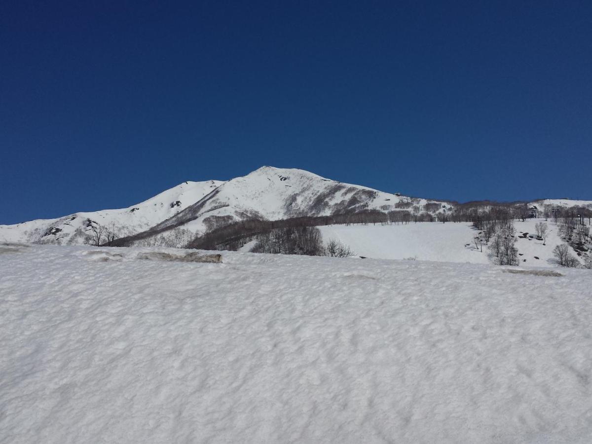 Annupuri Mountain View Lodge Niseko Buitenkant foto